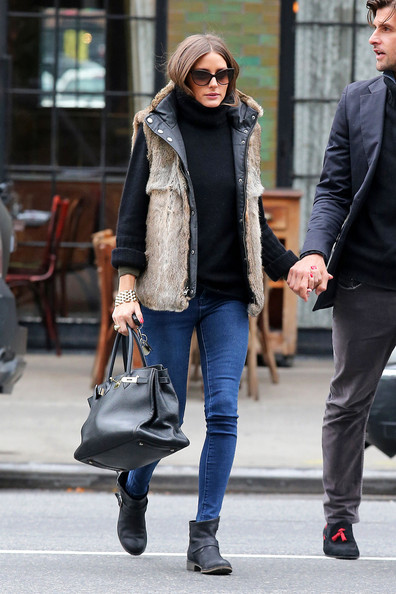 Olivia Palermo Sunglasses Fur Gilet Black High Neck Jeans Black Biker Boots And Bag StyleChi